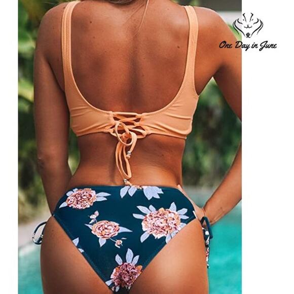 Cupshe Floral Front Cross Lace Up Bikini Size M - Picture 2 of 3
